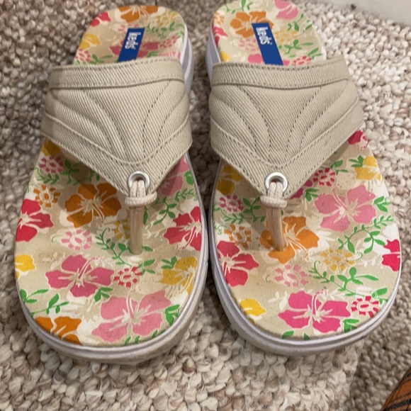 Sandals - Picture 7 of 7